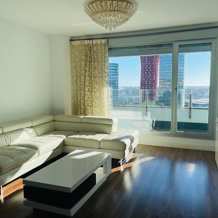 Fira De Barcelona City View Apartment With Garage Parking Оспиталет де Лобрегат Екстериор снимка