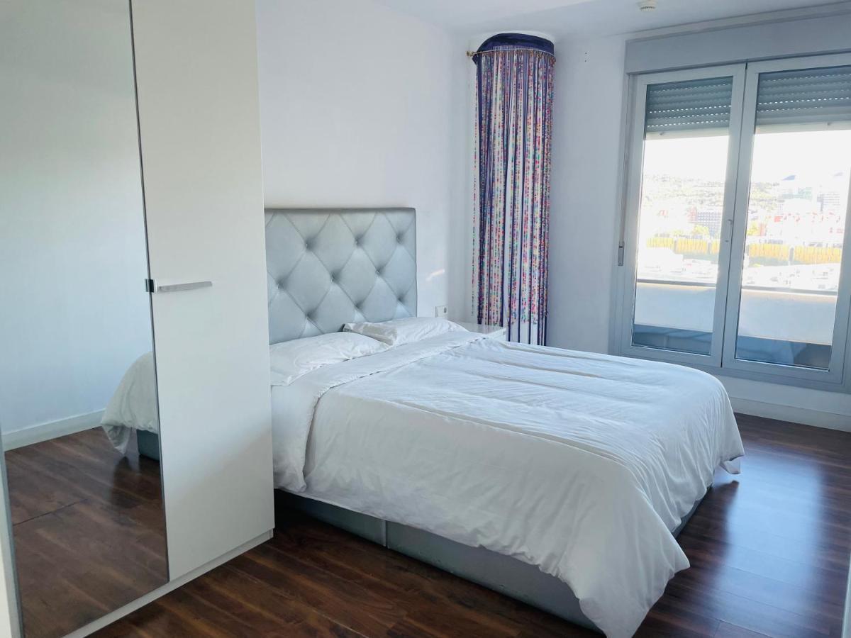 Fira De Barcelona City View Apartment With Garage Parking Оспиталет де Лобрегат Екстериор снимка