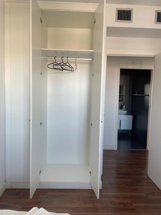 Fira De Barcelona City View Apartment With Garage Parking Оспиталет де Лобрегат Екстериор снимка