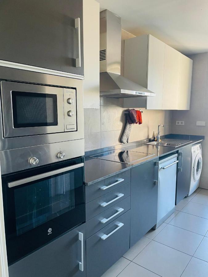 Fira De Barcelona City View Apartment With Garage Parking Оспиталет де Лобрегат Екстериор снимка
