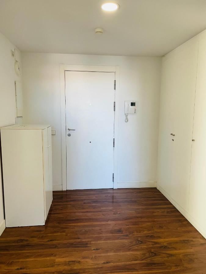 Fira De Barcelona City View Apartment With Garage Parking Оспиталет де Лобрегат Екстериор снимка